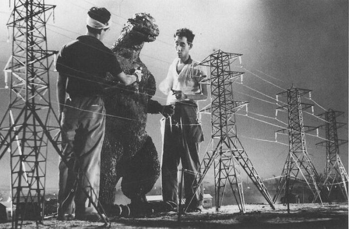 Fotos entre bastidores del rodaje de la primera película de Godzilla, 1954