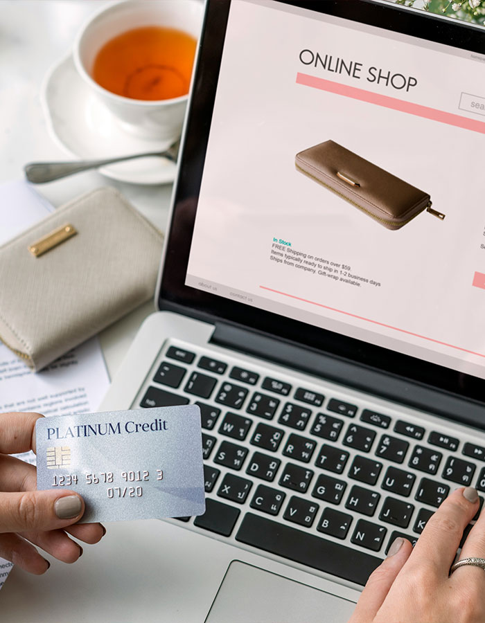 FBI Warns Against Online Shopping Scams During Holiday Season—Here's How To Protect Yourself FBI Warns Against Online Shopping Scams During Holiday Season—Here's How To Protect Yourself