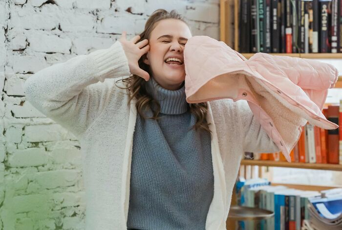 Woman Hates Living According To Husband&rsquo;s Selfish Ex&rsquo;s Schedule, Plans To Give Hubby Ultimatum 