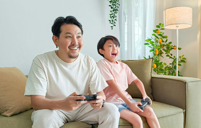 Woman Uncomfortable With Partner&rsquo;s 12YO Son Getting Involved In Everything, Folks Open Her Eyes