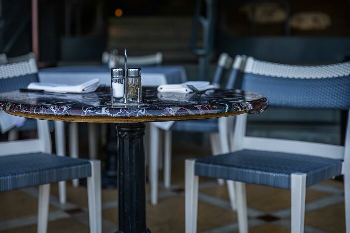 "I Am Not Eating Here, We Need To Leave": 30 Red Flags In Restaurants