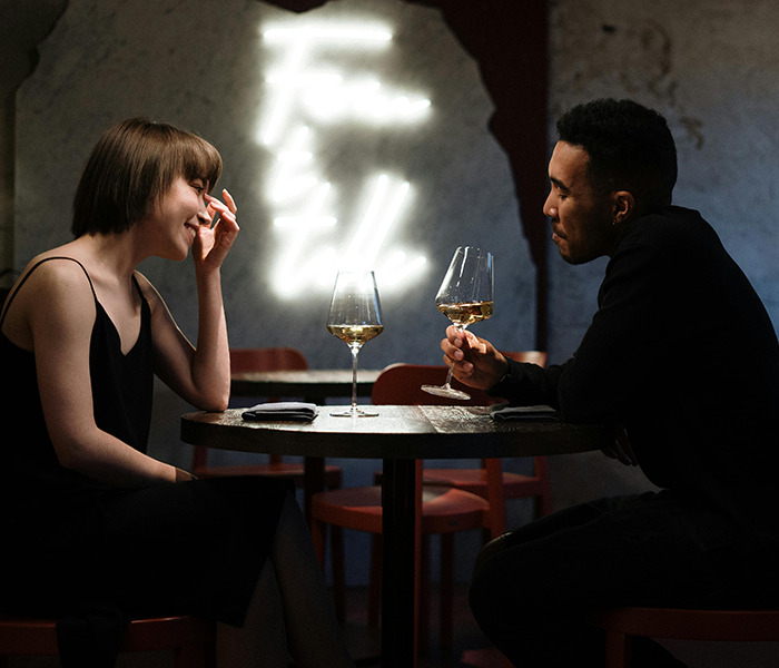 &ldquo;Super Cute, Right?&rdquo; She Dressed Up For A Date, Then His First Comment Shattered Everything