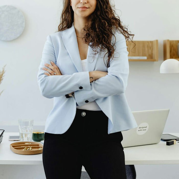 30 Older Adults Reveal The "Lies" About Aging That No One Talks About