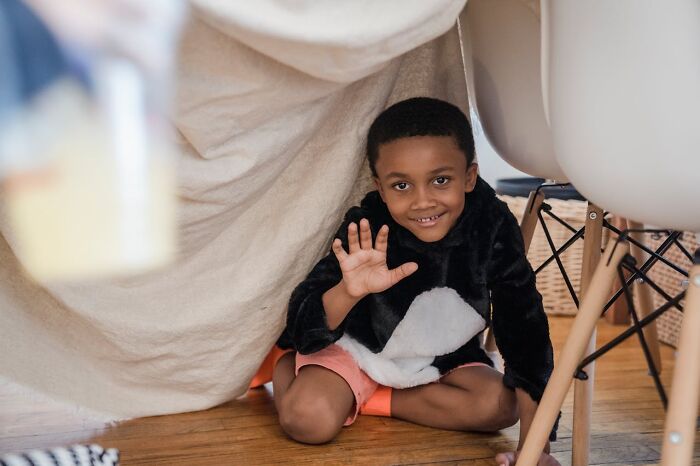 30 Things Parents Stumbled Upon In Their Kids’ Rooms They Weren’t Supposed To See