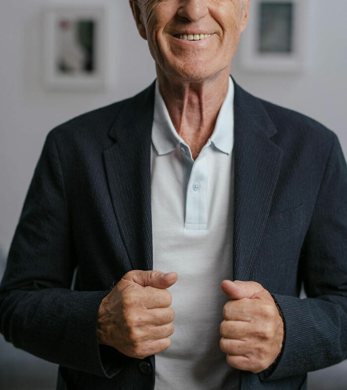 30 Older Adults Reveal The "Lies" About Aging That No One Talks About