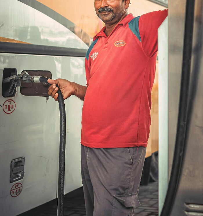 30 Older People List Once Popular Jobs That Have Since Vanished In 2024