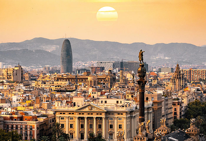 “Commit Some Crimes, Go To Prison”: 40 People Share Where They Would Move To If Given The Chance