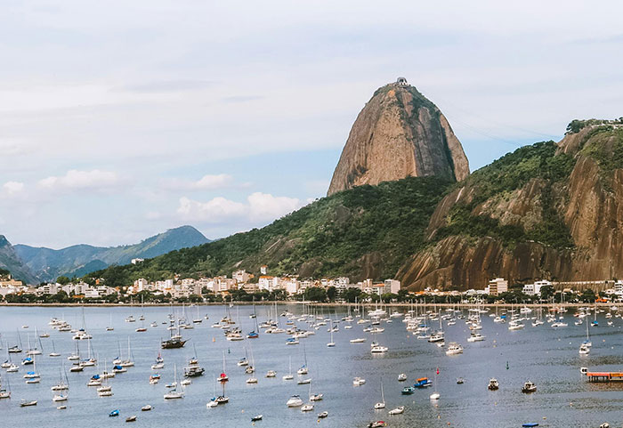 “Commit Some Crimes, Go To Prison”: 40 People Share Where They Would Move To If Given The Chance