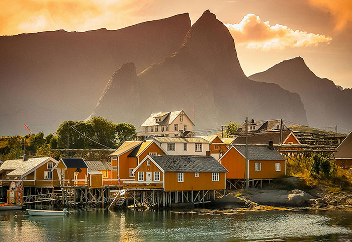 “Commit Some Crimes, Go To Prison”: 40 People Share Where They Would Move To If Given The Chance