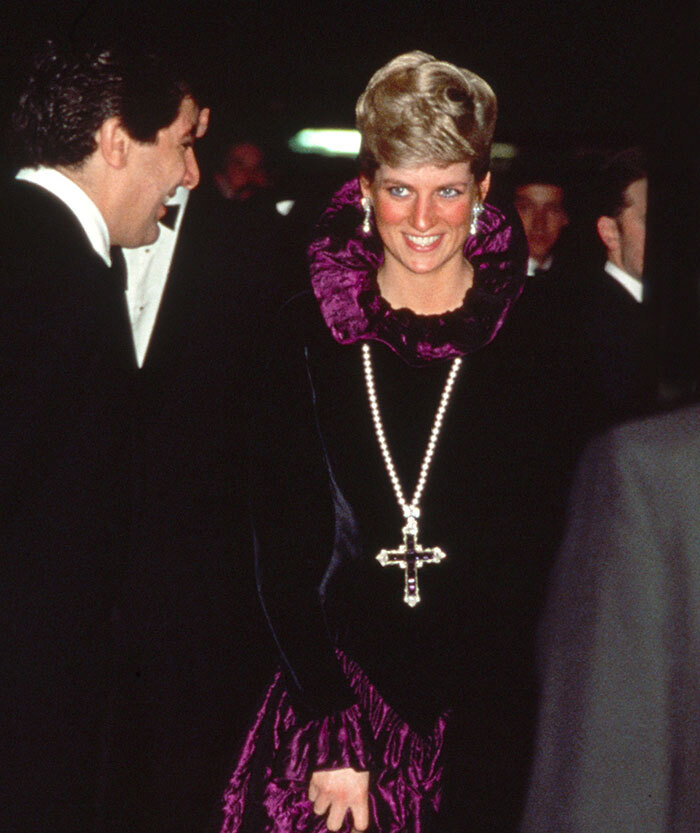 "Vulgar": Kim Kardashian Slammed For Wearing Princess Diana’s Cross Pendant In “Sleazy” Look "Vulgar": Kim Kardashian Slammed For Wearing Princess Diana’s Cross Pendant In “Sleazy” Look