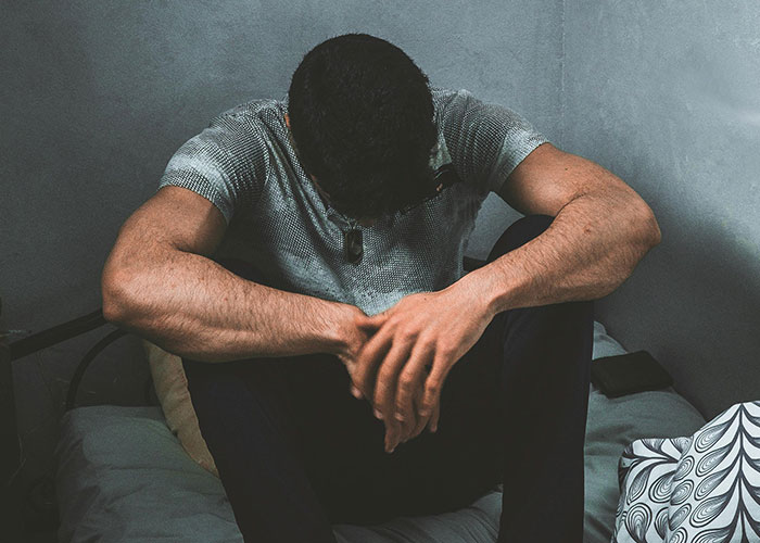 Man Humiliates Wife At Her Workplace After Discovering Her Disgusting 4-Year-Long Secret Man Humiliates Wife At Her Workplace After Discovering Her Disgusting 4-Year-Long Secret