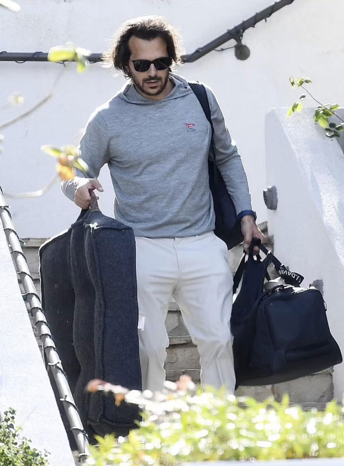 Who Is Sydney Sweeney’s Fiancé? A Glimpse Into Her Relationship With Jonathan Davino Who Is Sydney Sweeney’s Fiancé? A Glimpse Into Her Relationship With Jonathan Davino