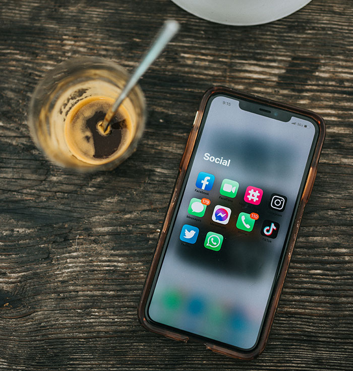 People Share 35 Things Americans Don't Understand But Should