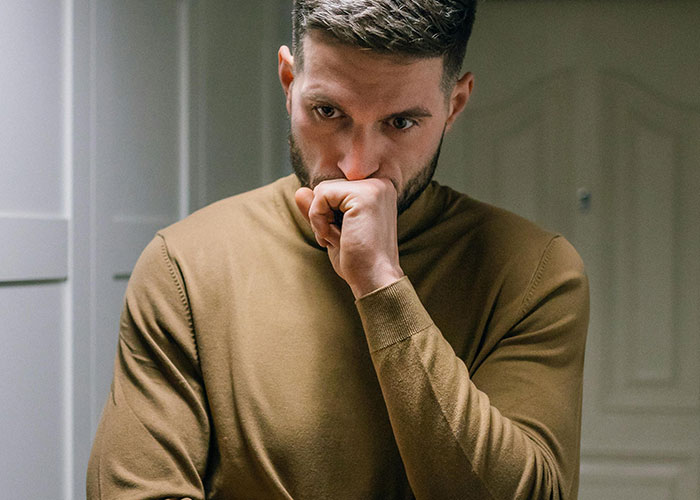 “It Still Hurts”: 50 Experiences That Broke People’s Hearts Into A Million Pieces