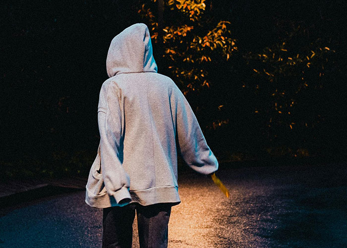 “It Still Hurts”: 50 Experiences That Broke People’s Hearts Into A Million Pieces