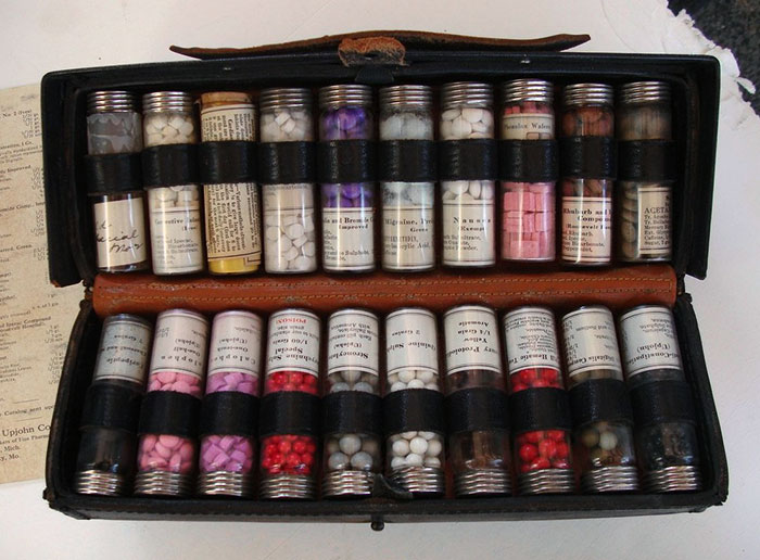 Doctor's Medicine Bag From The 1930's Complete With The Original Pills