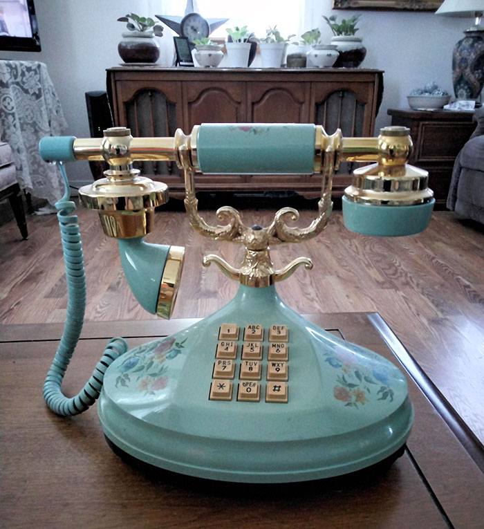 Got A Green Phone From The 70's At Goodwill $27 And It Works