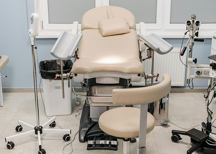 “Fell Onto The Banana”: 50 Times Patients Tried To Fool Doctors With Ridiculous Lies