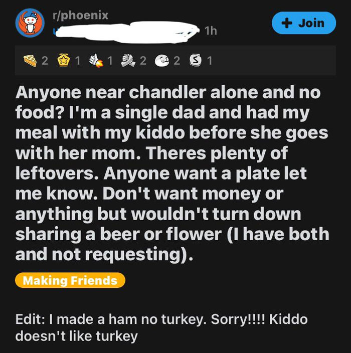 This Guy Offering Extra Food To Anyone Who Needs Some On Thanksgiving
