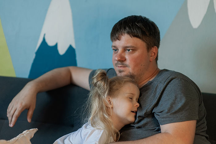 Mom Who Hasn't Seen Her Daughters In 7 Months Wants Them Back: "They Don't Even Want To See Her"