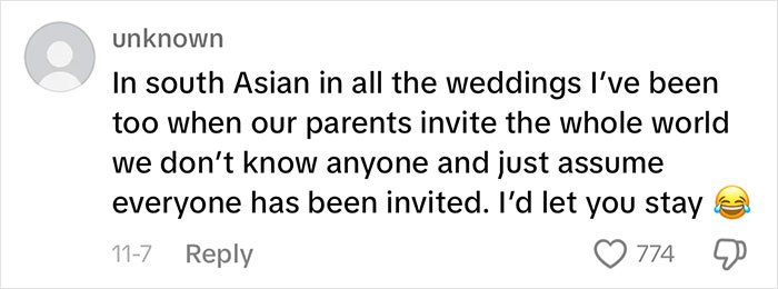 Woman Crashes Strangers&rsquo; Wedding By Accident, Later Receives Rude Message From Bride