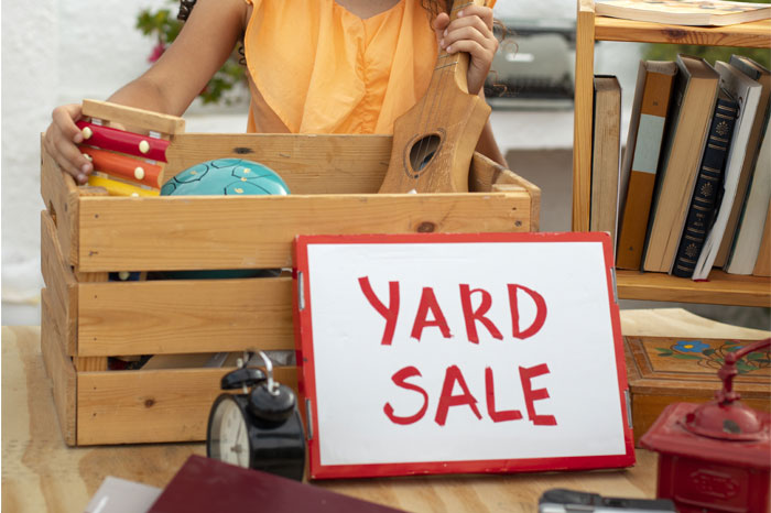 “Nothing Like Being Gifted Debt”: 35 People Share The Worst Presents They Received