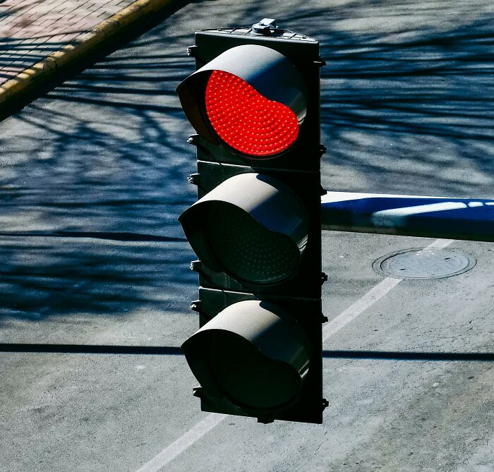 30 Times People Trusted They’d Get Their Way Just Because They Outnumbered The Opposing Side