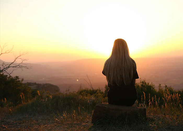 Estas 38 personas nos contaron qué ideas para ahorrar dinero valen la pena y cuáles son una pérdida de tiempo