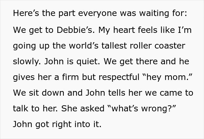 Text screenshot about a fianc&eacute; discussing wedding dress colors to comfort his mom.