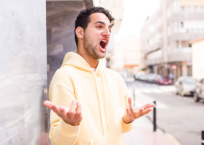 “Added 9 Years To A Short Sentence”: 50 Lawyers Recall The Stupidest Things Clients Have Done