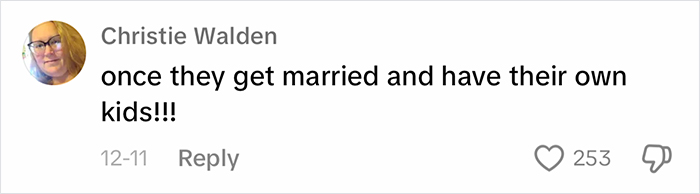 Comment discussing parenting decisions about gifts.