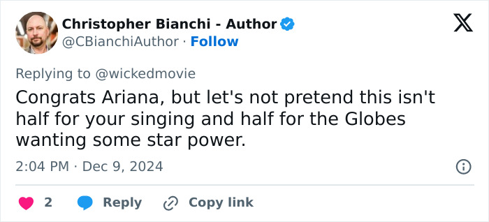 "Look At All The Photoshop": Ariana Grande's Golden Globes Nomination Sparks Backlash