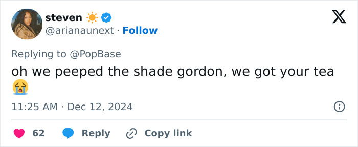 Tweet reacting to Gordon Ramsay shading Selena Gomez, mentioning tea emoji.