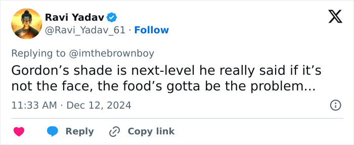 Tweet about Gordon Ramsay's comment on Selena Gomez, highlighting Ramsay's "shade" on her engagement news.