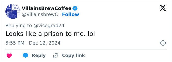 Mysterious Castle Found In The Middle Of A Frozen Lake Has People Scratching Their Heads Mysterious Castle Found In The Middle Of A Frozen Lake Has People Scratching Their Heads