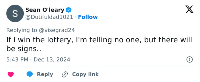 Mysterious Castle Found In The Middle Of A Frozen Lake Has People Scratching Their Heads Mysterious Castle Found In The Middle Of A Frozen Lake Has People Scratching Their Heads