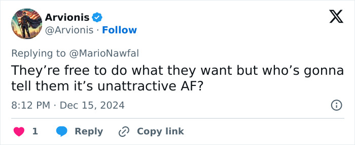 Tweet discussing a beauty trend criticized for making people look like reptiles. Tweet discussing a beauty trend criticized for making people look like reptiles.