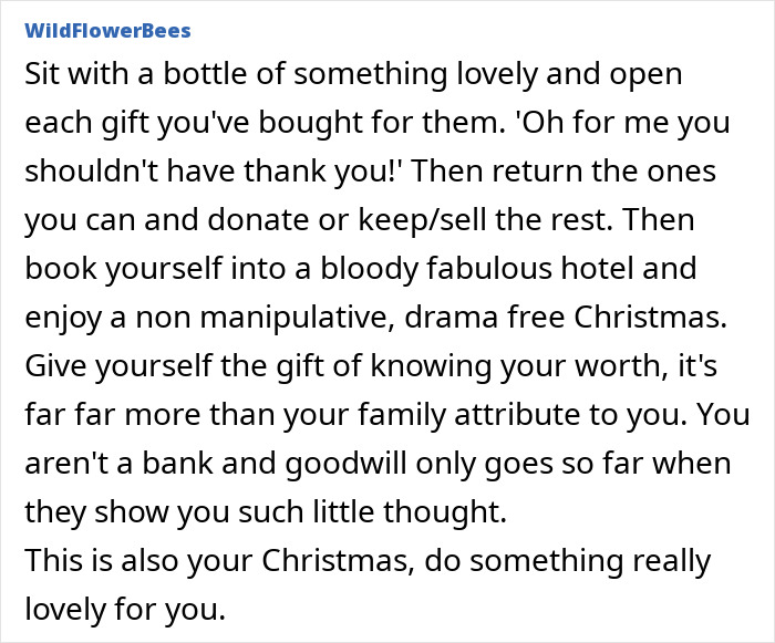 Text advice on handling family holiday presents, emphasizing self-worth and independence.