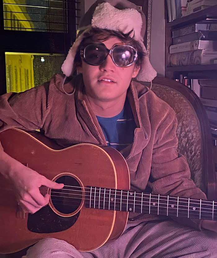 Fans Applaud Jack Depp&rsquo;s Humble Life Choices Despite Famous Family Background