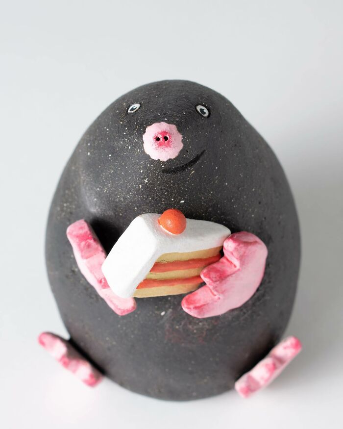 Handmade Ceramic Characters By Helen Burgess (30 Pics)