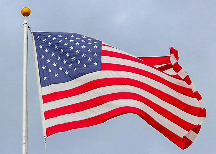 30 Hilarious Ways People Around The World Clock An American Instantly