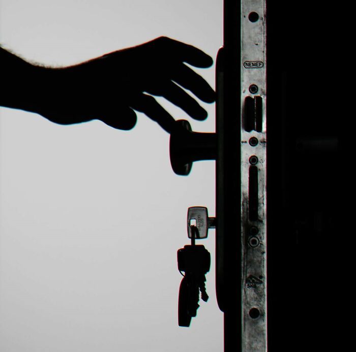 “Intended To Send To My Daughter”: 30 Embarrassing Things People Did That They Can Laugh At Now