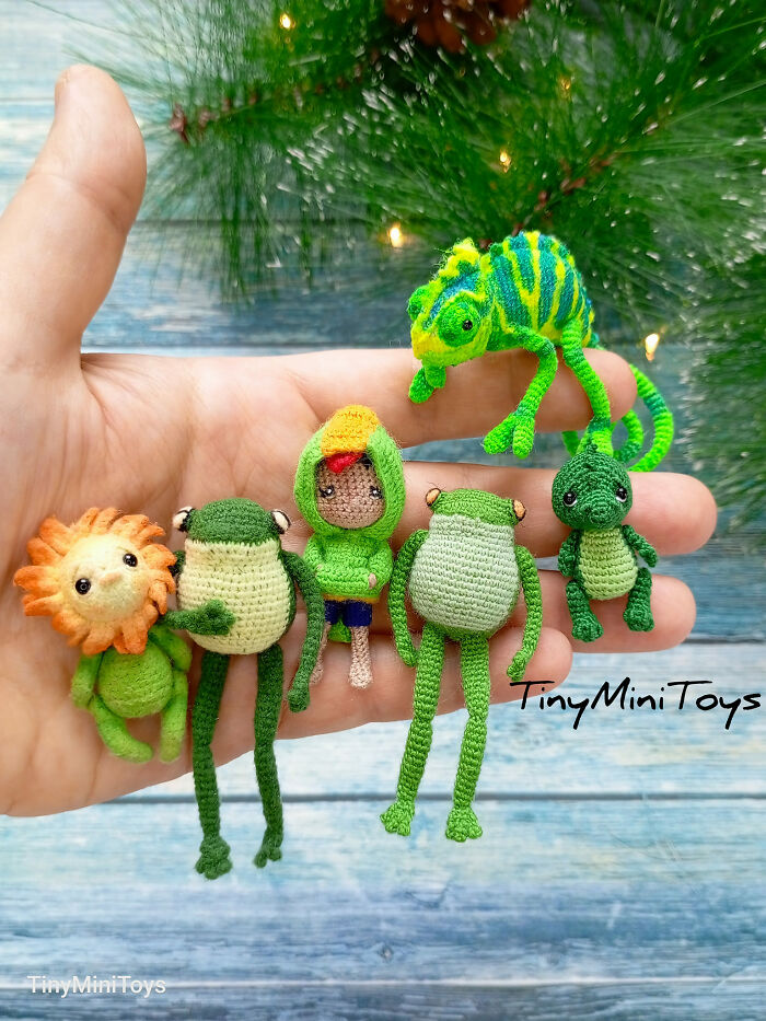 I Crochet Miniature Animals And Dolls. I Need An Advice Who Else Can Be Crocheted In Green To Complement My Green Creations