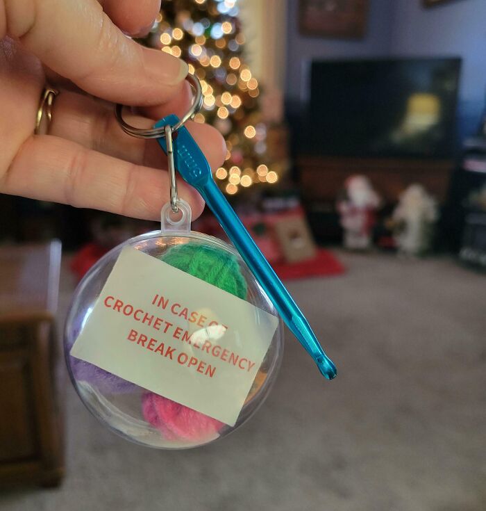 Crochet emergency keychain with colorful yarns, gifted by amazing mothers-in-law during the holidays.