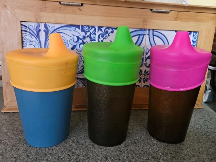 Keep Spills At Bay With Silicone Sippy Cup Lids. They Ensure Your Little One's Drinks Stay In The Cup And Not On Your Floors, Clothes, Or Furniture. Because Who Needs A Daily Water Feature In Their Living Room?