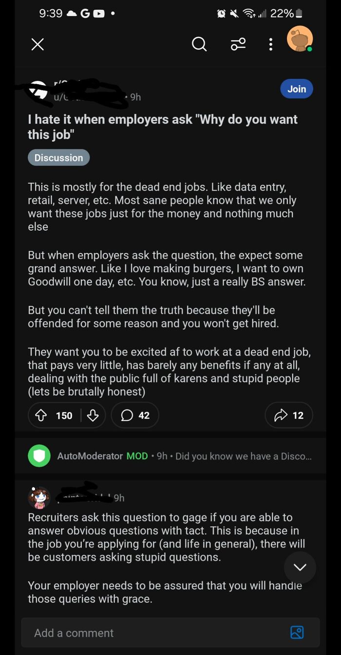 Reddit post discussing frustrations of job hunting and unrealistic employer expectations.