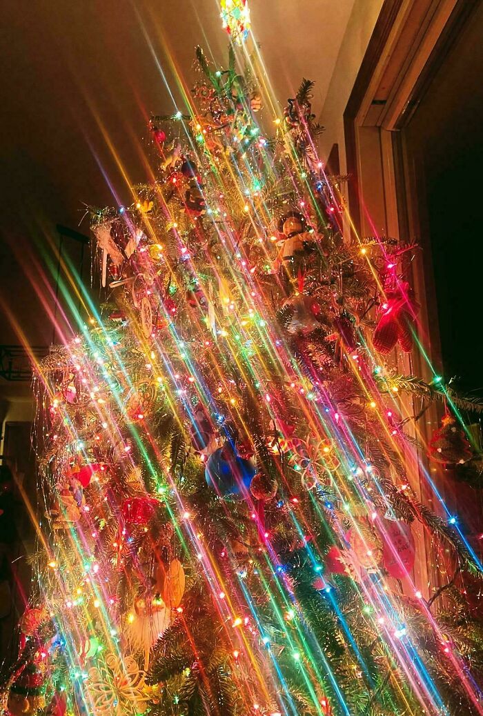 Merry Christmas To Everyone With Or Without A Stigmatism