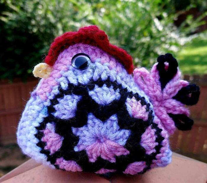 Adorable Chicks Hatched From Granny Square Love!