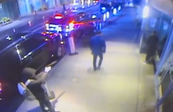 CEO Brian Thompson Assassinated In Broad Daylight, Netizens Speculate &ldquo;Professional Hit&rdquo;