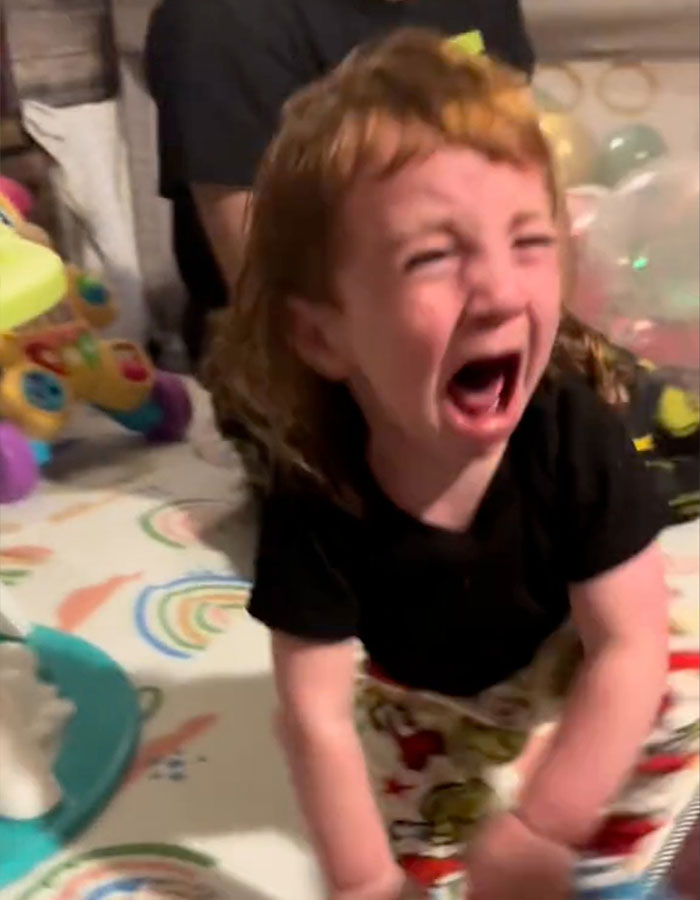 &ldquo;So Mean&rdquo;: Parents Slammed Over Controversial Grinch Trend That Leaves Children In Tears